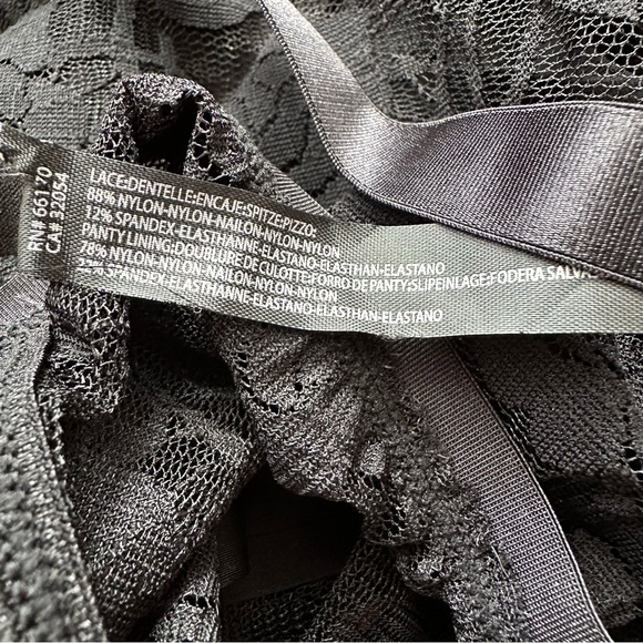 NWOT Out from Under Bella Donna Lace Biker Shorts in Black XS - Picture 6 of 7